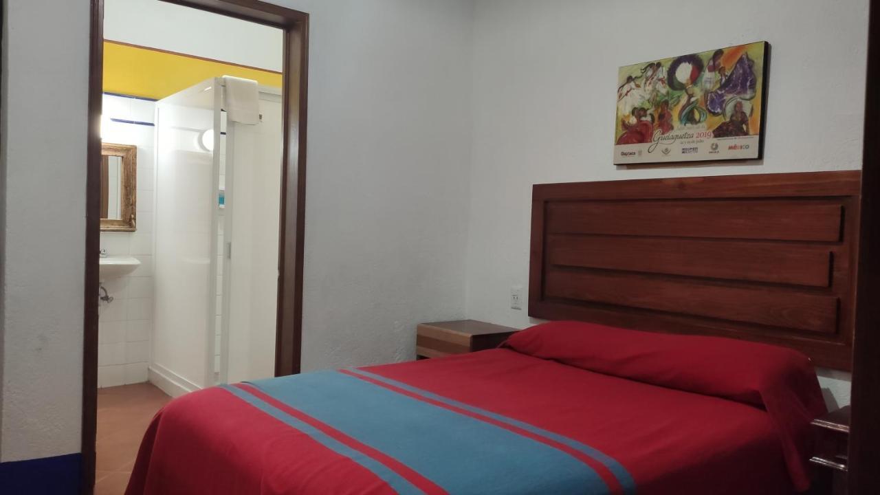 Hotel Suites Del Centro Oaxaca Room photo